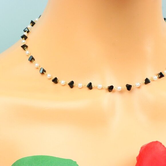 Delicate & Contemporary Necklace Chain, A Lovely Choice for Women, EVCH1387 - Picture 6 of 15